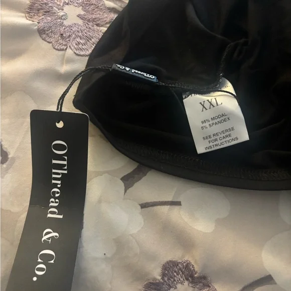 Women's Sleeveless Turtleneck T-Shirt - Picture 6 of 6